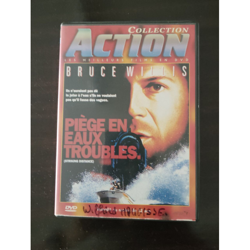 Collection Action - Piège en eaux troubles