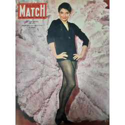 Paris Match N° 666