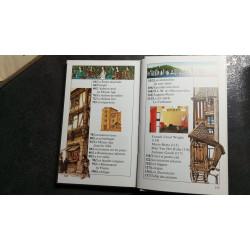 Le livre des maisons du monde