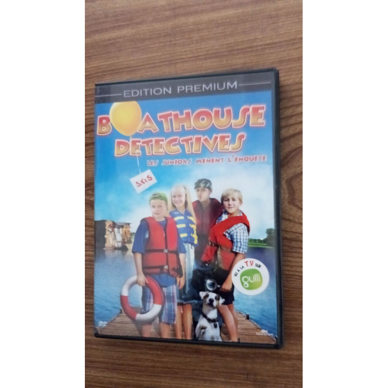 Boathouse detectives