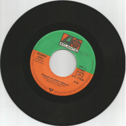 Il Jouait Du Piano Debout