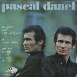 La Plage Aux Romantiques