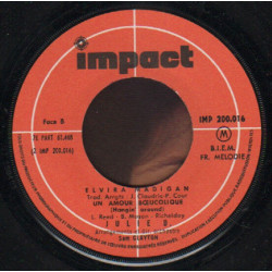 Je Suis Amoureuse D'un Pompier / Elvira Madigan