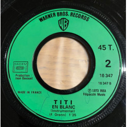 Titi Et Sylvestre À La Neige