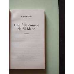 Une fille cousue de fil blanc