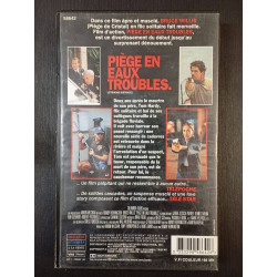 VHS - Piège En Eaux Troubles