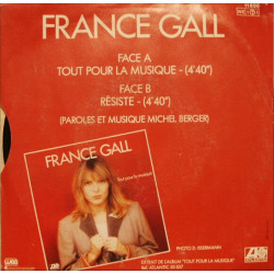 Tout Pour La Musique / Résiste