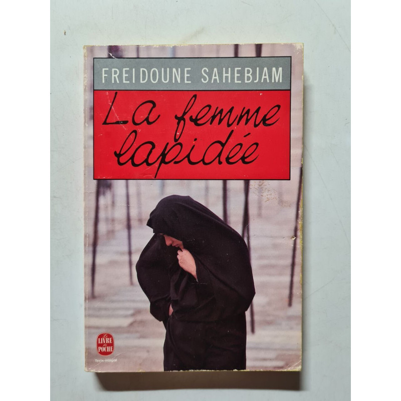 La femme lapidée