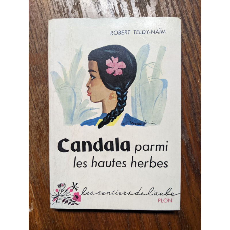 Candala parmi les hautes herbes