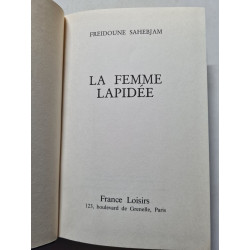 La femme lapidée