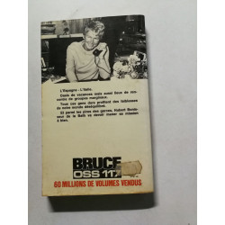Bruce OSS 117 recontres a ibiza