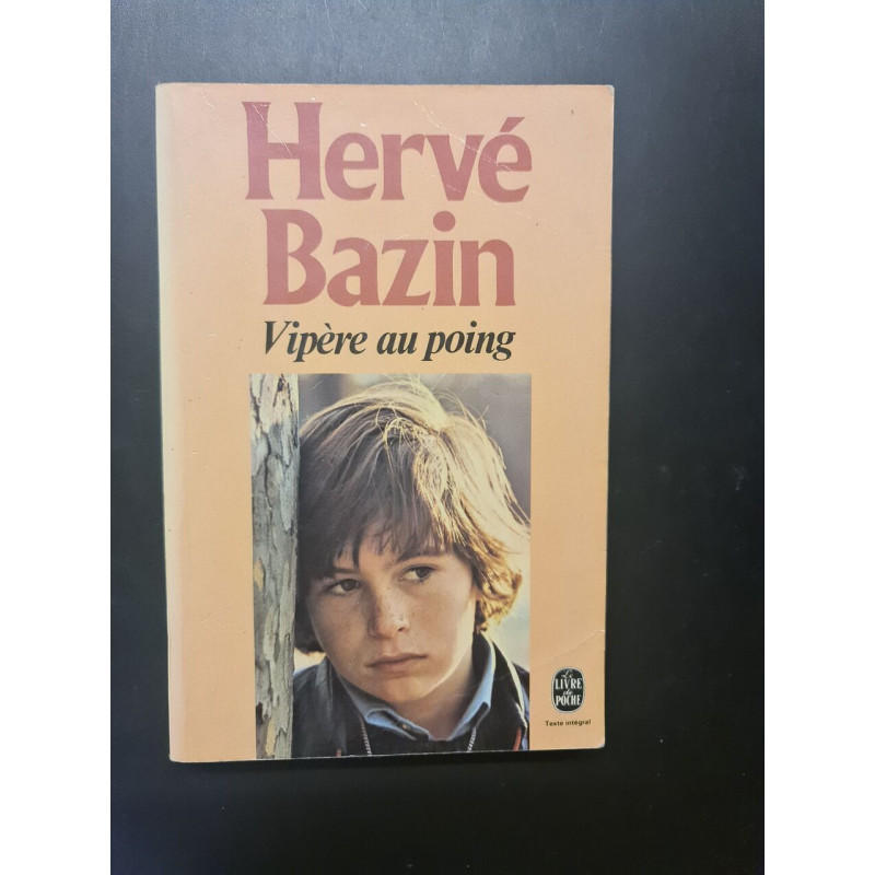 Vipère au poing