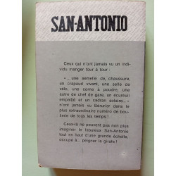 En peignant la girafe