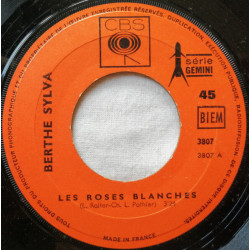 Les Roses Blanches