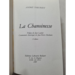 La Chanoinesse