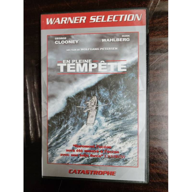 VHS - En pleine tempête