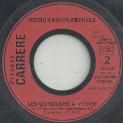 Les Gondoles A Venise