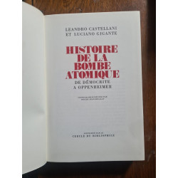 Histoire de la bombe atomique de Democrite Ã Oppenheimer