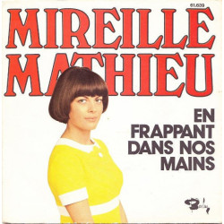 En Frappant Dans Nos Mains