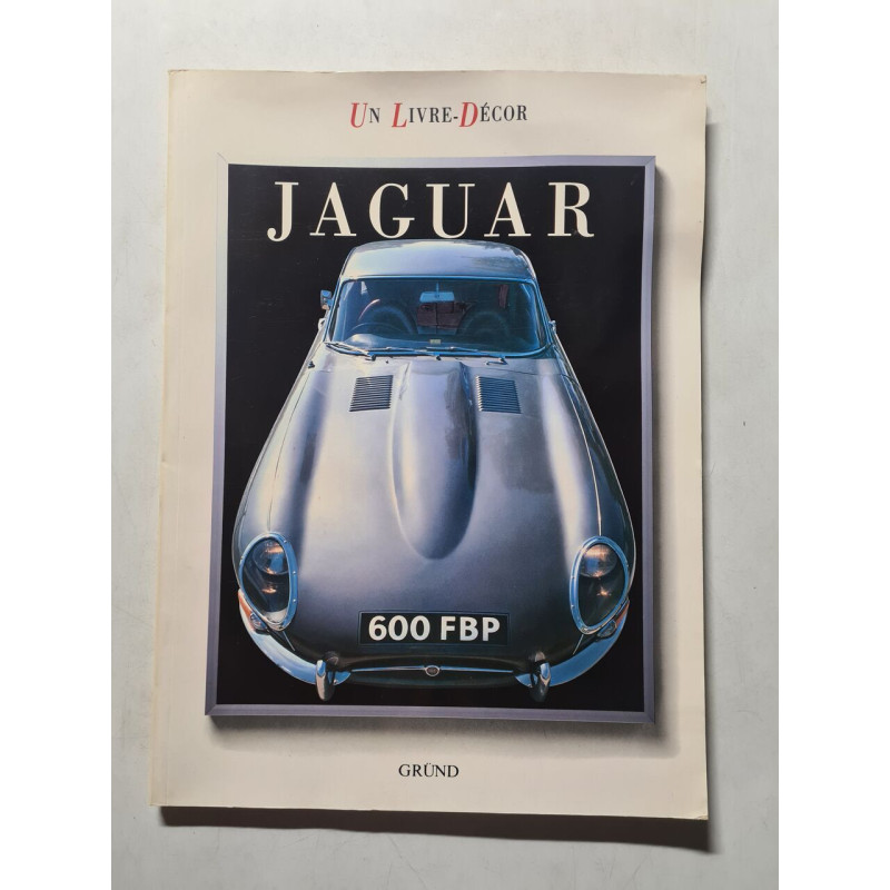 Un livre decor Jaguar