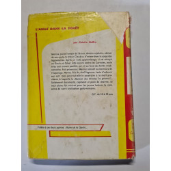 L'aigle dans la forêt