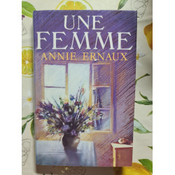 Une femme