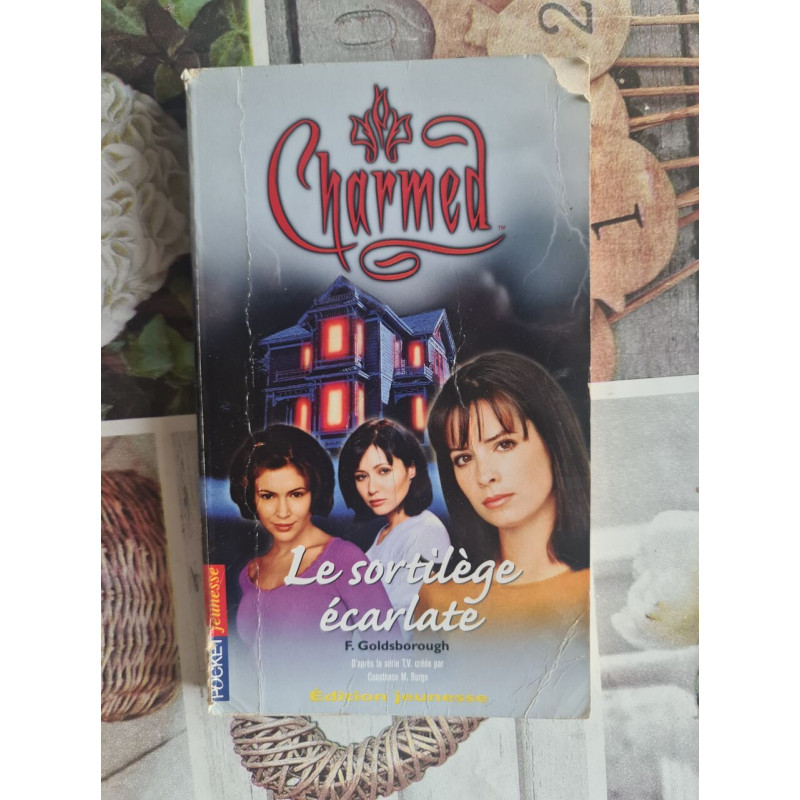 Le sortilège écarlaté