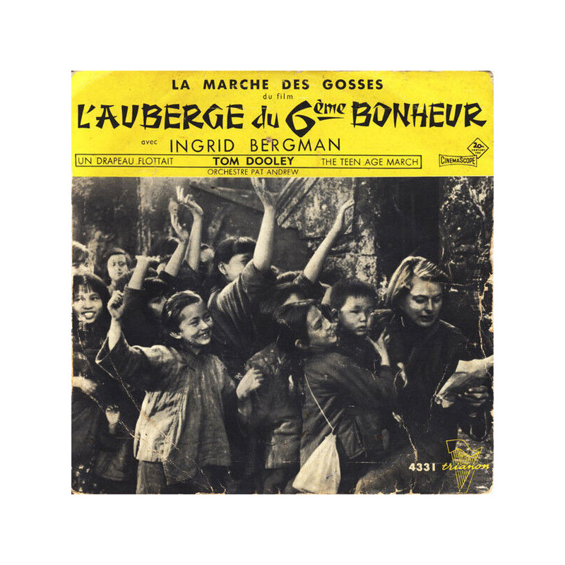 La Marche Des Gosses Du Film "L'auberge Du 6ème Bonheur"