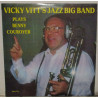 Plays Benny Couroyer