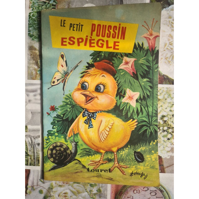 Le petit poussin espiègle