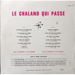 Le Chaland Qui Passe