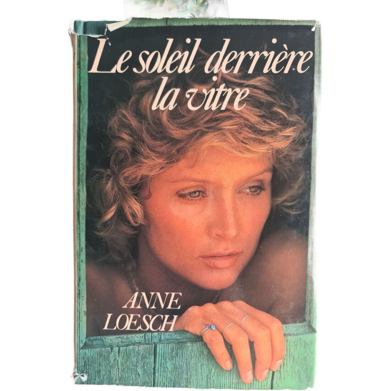 Le soleil derrière la vitre