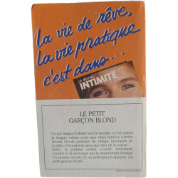 Le petit garçon blond