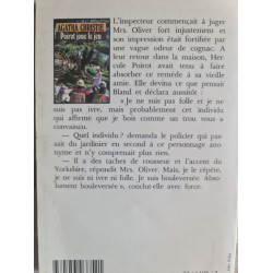 Poirot joue le jeu