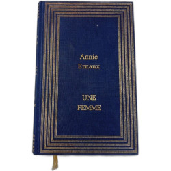 Une femme
