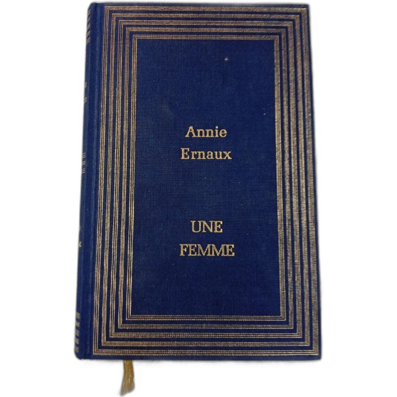 Une femme
