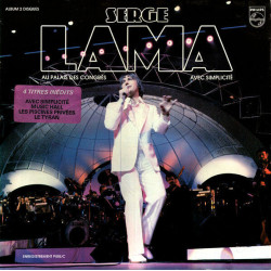 Au Palais Des Congres Avec Simplicité