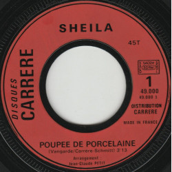 Poupée De Porcelaine