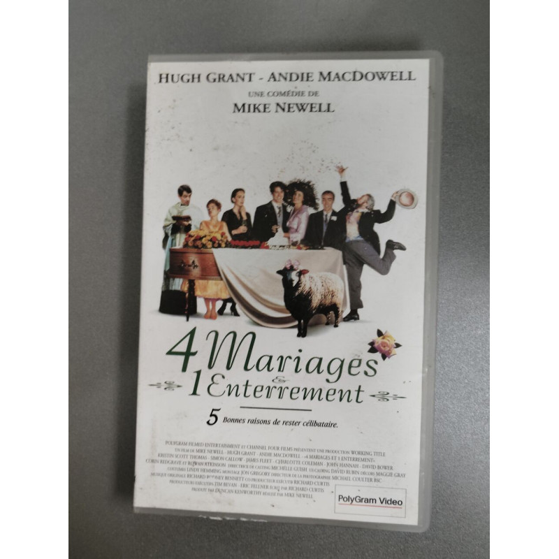 Vhs - 4 Mariages et 1 Enterrement