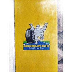Michelin Carte 1/200 000 - 1 cm pour 2 km - avec relief Corse