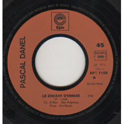 Le Zouave S'Ennuie