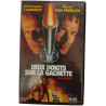 Deux doigts sur la gâchette