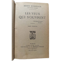 Les yeux qui s'ouvrent