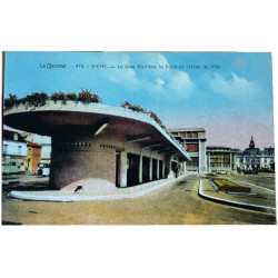 La Cigogne 478 Vichy - La Gare Routière La Poste et L'Hô^tel De Ville
