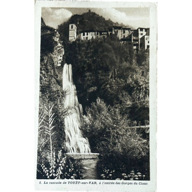 1 La cascade de TOUËT-sur-VAR à l'entrée des Gorges du Cians