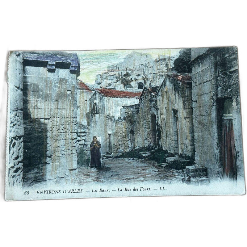 85 Envirns D'Arles - Les Bayx - La Rue des Furs - LL