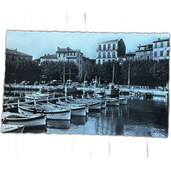 Provence P 733 La Ciotat - Un coin du Port