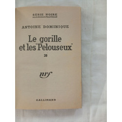 Le gorille et les "pelouseux"