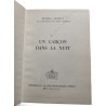 Un garçon dans la nuit
