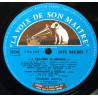 A Travers Le Monde - Volume 1: Dans Les Steppes